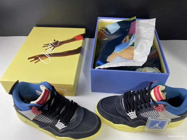 NOIR DC9533-001 OFF UNION 4 AIR RETRO JORDAN 0704